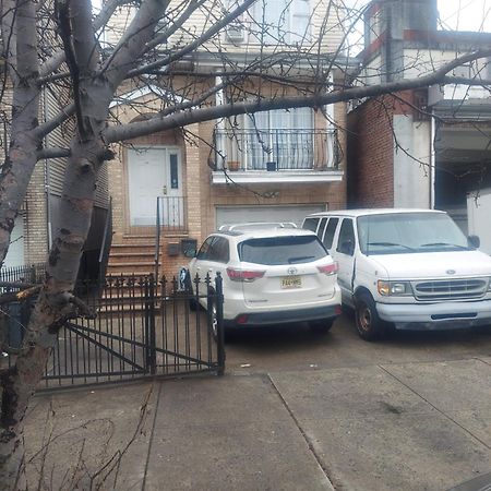 Deluxe Room A 12 Minutes To Ewr Нюарк Екстериор снимка